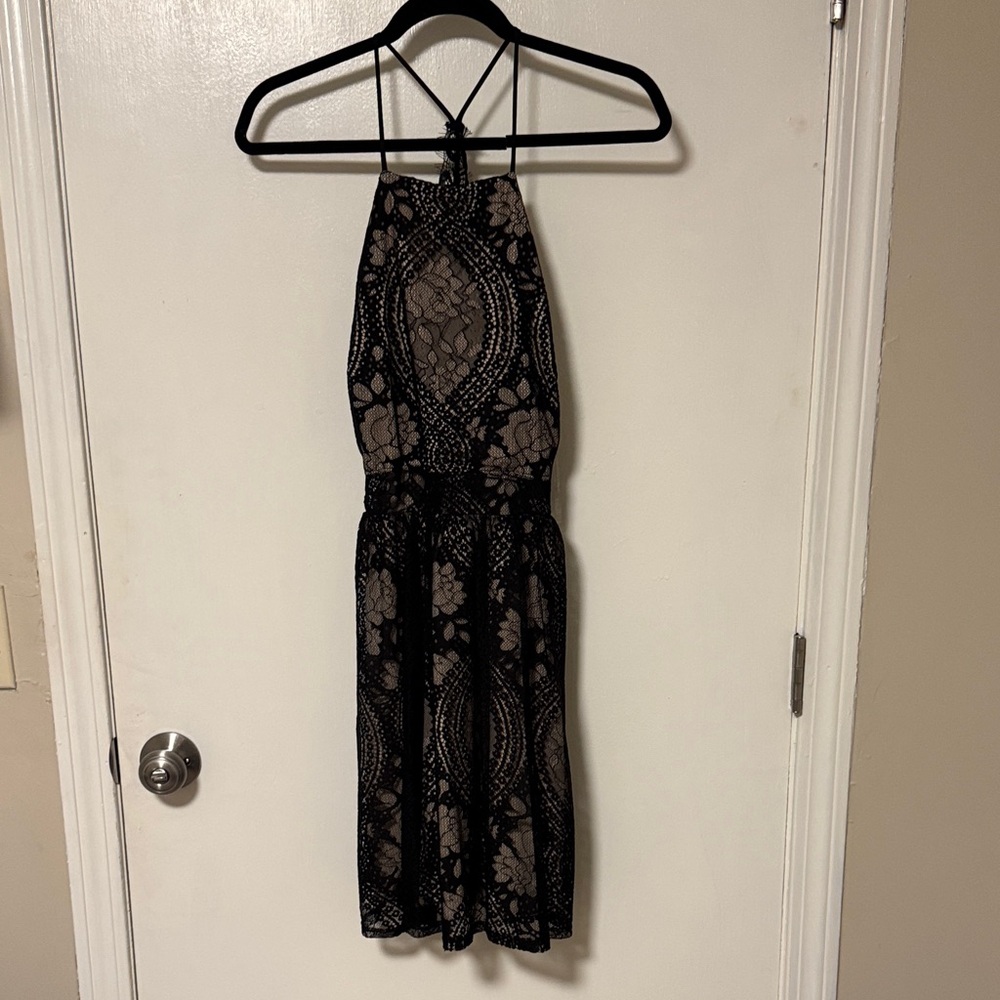 Francesca's Collections Black and Cream Backless Dress